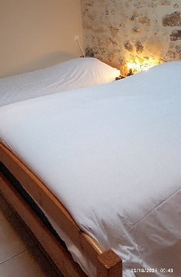 1000010844